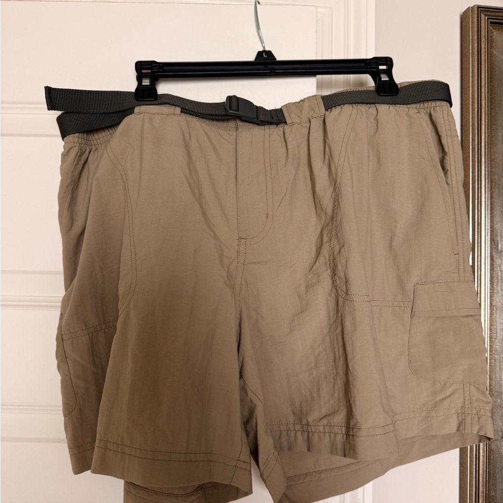 Columbia Women’s Tan Casual Shorts
